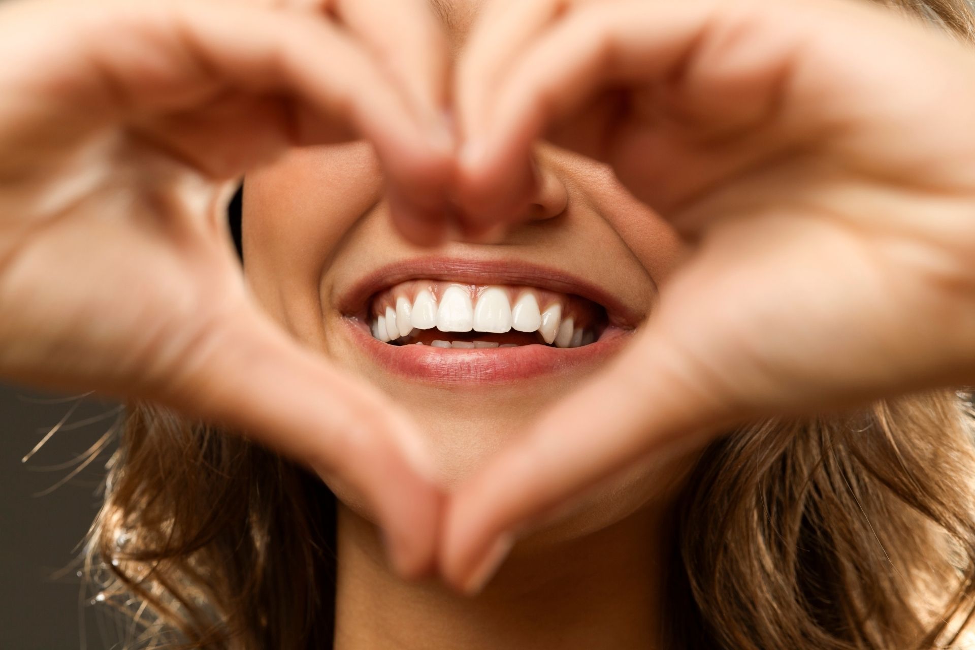 What are veneers FAQ - dentist in Brampton - Dentistry On Main